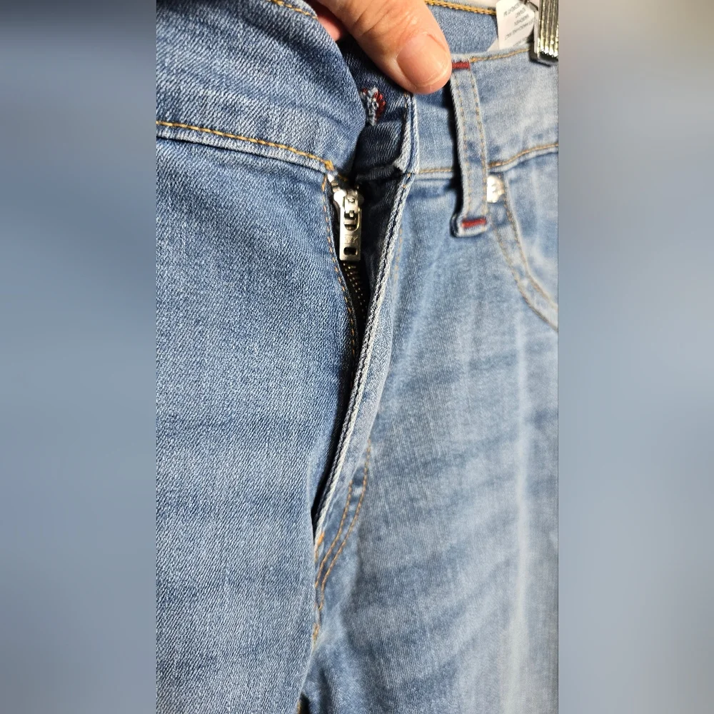 True Religion Men's Ricky Relaxed Straight‎ Jeans Size 36